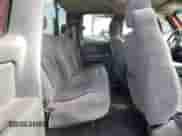 2002 Chevrolet Silverado 1500 LS с VIN 2GCEC19V321419162, выставлен на аукционе Copart как лот 81131235 с пробегом 151 294 миль миль и Списание • Salvage title. История ставок и продаж доступна на DreamBid. Изображение 10.