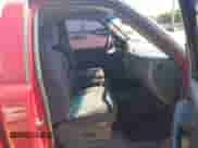 2001 Chevrolet Silverado 1500 с VIN 1GCEC14W71Z323427, выставлен на аукционе IAAI как лот 42363096 с пробегом 195 363 миль миль и . История ставок и продаж доступна на DreamBid. Изображение 5.
