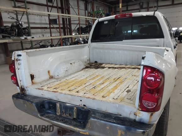 2008 Dodge 1500 SLT with VIN 1D7HU18NX8J120235, listed as a IAAI auction lot 41848707 with 168,281 mi miles and . Bid and sale history available at DreamBid. Image 16.