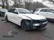 2023 BMW 3 Series M340i xDrive z VIN 3MW49FF01P8D15467, wystawiony jako IAAI lot #39164232 z przebiegiem 35 726 mil mil oraz . Historia ofert i sprzedaży dostępna na DreamBid. Obrazek 6.