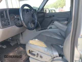 2004 Chevrolet Tahoe LT с VIN 1GNEC13Z74J325717, выставлен на аукционе IAAI как лот 43092455 с пробегом 265 715 миль миль и . История ставок и продаж доступна на DreamBid. Изображение 5.