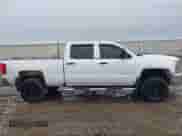 2017 Chevrolet Silverado 2500HD Work Truck z VIN 1GC1KUEG5HF222795, wystawiony jako IAAI lot #41717477 z przebiegiem 223 784 mil mil oraz . Historia ofert i sprzedaży dostępna na DreamBid. Obrazek 14.