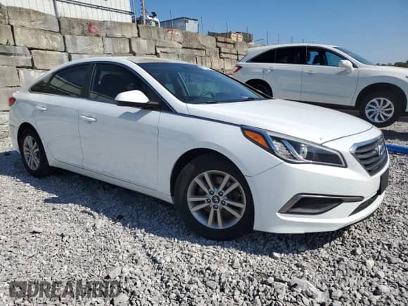 2016 Hyundai Sonata SE с VIN 5NPE24AF5GH351932, выставлен на аукционе Copart как лот 81862215 с пробегом 103 704 миль миль и Списание • Salvage title. История ставок и продаж доступна на DreamBid. Изображение 4.