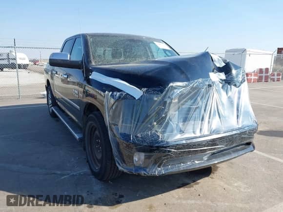 2014 Ram 1500 Longhorn z VIN 1C6RR7PT7ES268181, wystawiony jako IAAI lot #41887749 z przebiegiem 136 081 mil mil oraz . Historia ofert i sprzedaży dostępna na DreamBid. Obrazek 19.
