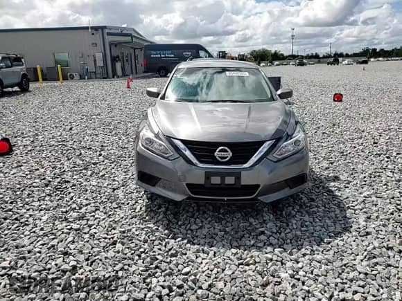 2016 Nissan Altima SR z VIN 1N4AL3AP4GC251336, wystawiony jako Copart lot #85492555 z przebiegiem 159 127 mil mil oraz Szkoda całkowita • Salvage title. Historia ofert i sprzedaży dostępna na DreamBid. Obrazek 13.