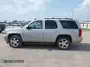 2009 Chevrolet Tahoe LTZ with VIN 1GNFC33009R217272, listed as a IAAI auction lot 42667388 with 199,795 mi miles and . Bid and sale history available at DreamBid. Image 14.