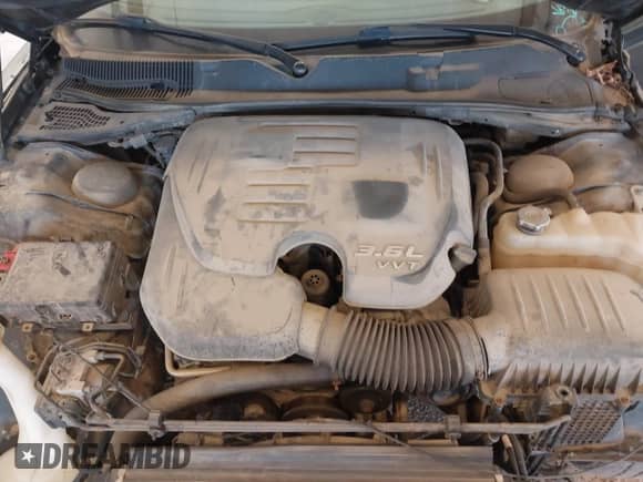 2015 Dodge Challenger SXT Plus z VIN 2C3CDZBG4FH705425, wystawiony jako IAAI lot #43362659 z przebiegiem Nie podano mil oraz . Historia ofert i sprzedaży dostępna na DreamBid. Obrazek 10.