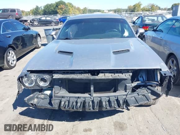 2015 Dodge Challenger SXT с VIN 2C3CDZAGXFH728340, выставлен на аукционе IAAI как лот 43206596 с пробегом 147 203 миль миль и . История ставок и продаж доступна на DreamBid. Изображение 6.