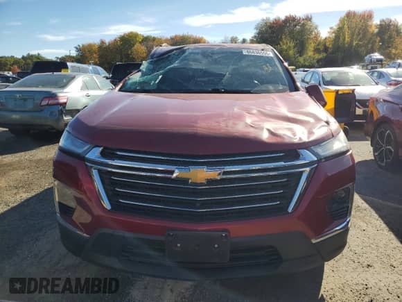 2022 Chevrolet Traverse LT with VIN 1GNEVHKWXNJ111915, listed as a Copart auction lot 86836555 with 42,878 mi miles and Salvage title. Bid and sale history available at DreamBid. Image 5.
