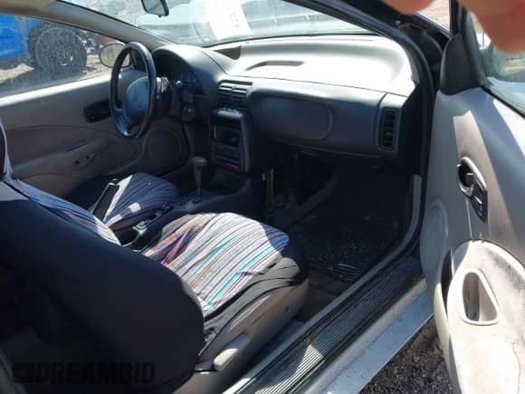 1997 Saturn 2dr Coupe with VIN 1G8ZH1270VZ235219, listed as a IAAI auction lot 42229262 with 107,874 mi miles and . Bid and sale history available at DreamBid. Image 5.