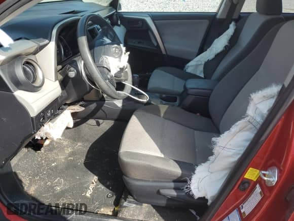 2015 Toyota RAV4 LE with VIN JTMBFREV7FJ025061, listed as a Copart auction lot 80958065 with 101,508 mi miles and Salvage title. Bid and sale history available at DreamBid. Image 7.