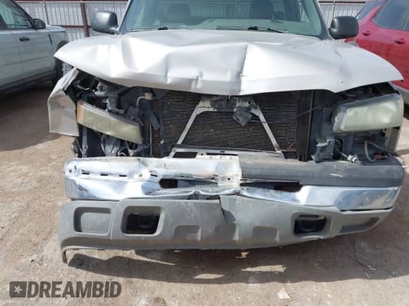 2005 Chevrolet Silverado 1500 Work Truck with VIN 1GCEC14X45Z106318, listed as a IAAI auction lot 41819033 with 153,997 mi miles and . Bid and sale history available at DreamBid. Image 6.
