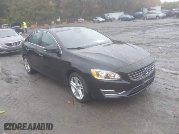 2015 Volvo S60 T5 Premier с VIN YV1612TKXF2338061, выставлен на аукционе IAAI как лот 43391459 с пробегом 103 198 миль миль и . История ставок и продаж доступна на DreamBid. Изображение 1.