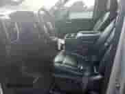 2022 Chevrolet Silverado 3500HD LT z VIN 1GC4YTEY9NF268074, wystawiony jako Copart lot #71039905 z przebiegiem 135 342 mil mil oraz Czysty tytuł • Clean title. Historia ofert i sprzedaży dostępna na DreamBid. Obrazek 7.