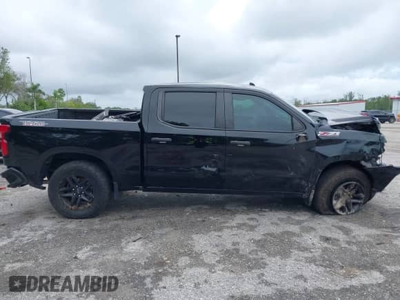 2020 Chevrolet Silverado 1500 Custom Trail Boss with VIN 3GCPYCEF3LG212283, listed as a IAAI auction lot 43425337 with Not provided miles and . Bid and sale history available at DreamBid. Image 14.