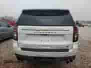 2021 Chevrolet Suburban Premier z VIN 1GNSKFKD2MR146737, wystawiony jako Copart lot #83866475 z przebiegiem 126 585 mil mil oraz Szkoda całkowita • Salvage title. Historia ofert i sprzedaży dostępna na DreamBid. Obrazek 6.