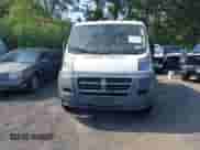 2018 Ram ProMaster Cargo z VIN 3C6TRVAG9JE117796, wystawiony jako IAAI lot #42776264 z przebiegiem 82 942 mil mil oraz . Historia ofert i sprzedaży dostępna na DreamBid. Obrazek 11.