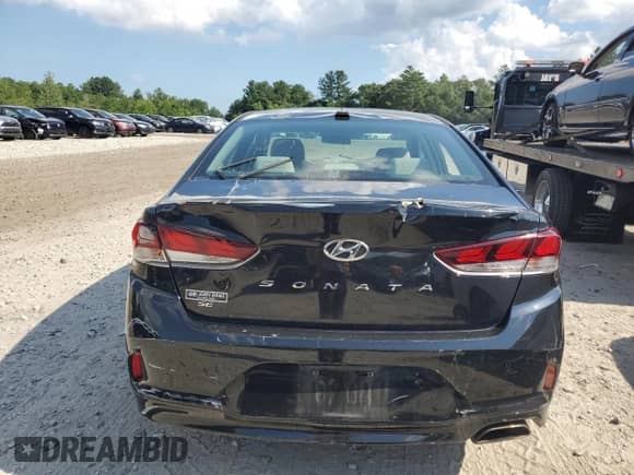 2018 Hyundai Sonata SE с VIN 5NPE24AF6JH702287, выставлен на аукционе Copart как лот 64619935 с пробегом 83 932 миль миль и Списание • Salvage title. История ставок и продаж доступна на DreamBid. Изображение 6.