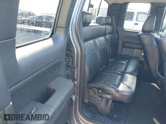 2007 Ford F-150 XL with VIN 1FTPX12V67KB66594, listed as a IAAI auction lot 43137462 with 191,974 mi miles and . Bid and sale history available at DreamBid. Image 8.