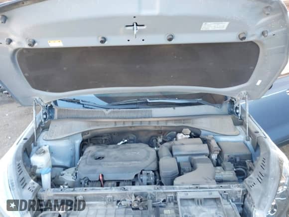 2020 Kia Sorento LX with VIN 5XYPG4A39LG637929, listed as a IAAI auction lot 43288548 with 52,165 mi miles and . Bid and sale history available at DreamBid. Image 10.