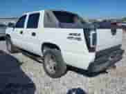 2005 Chevrolet Avalanche Z71 with VIN 3GNEK12Z45G248702, listed as a IAAI auction lot 43472461 with 200,062 mi miles and . Bid and sale history available at DreamBid. Image 3.