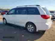 2008 Toyota Sienna CE с VIN 5TDZK23C48S129631, выставлен на аукционе Copart как лот 71609785 с пробегом 305 310 миль миль и Списание • Salvage title. История ставок и продаж доступна на DreamBid. Изображение 2.