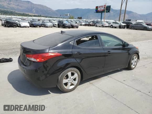 2011 Hyundai Elantra GLS z VIN KMHDH4AE0BU101672, wystawiony jako Copart lot #69135035 z przebiegiem Nie podano mil oraz Szkoda całkowita • Salvage title. Historia ofert i sprzedaży dostępna na DreamBid. Obrazek 3.