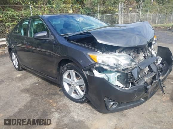 2013 Toyota Camry SE с VIN 4T1BF1FK8DU216100, выставлен на аукционе IAAI как лот 43438000 с пробегом 78 080 миль миль и . История ставок и продаж доступна на DreamBid. Изображение 1.