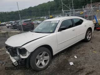 2008 Dodge Charger with VIN 2B3KA43G38H216522, listed as a Copart auction lot 67303595 with 195,033 mi miles and Salvage title. Bid and sale history available at DreamBid. Image 1.
