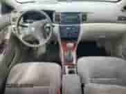 2005 Toyota Corolla CE z VIN 1NXBR32E95Z347900, wystawiony jako Copart lot #87279575 z przebiegiem 221 536 mil mil oraz Szkoda całkowita • Salvage title. Historia ofert i sprzedaży dostępna na DreamBid. Obrazek 8.