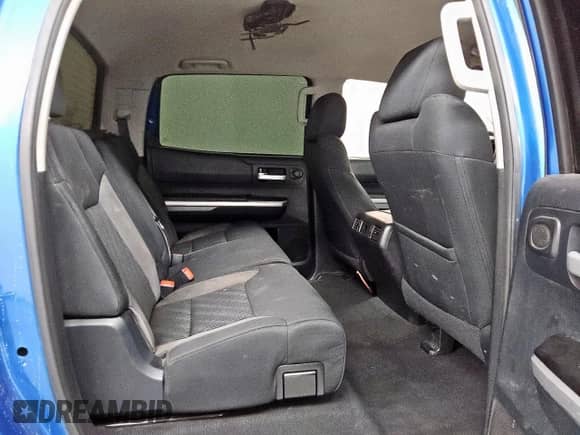 2016 Toyota Tundra SR5 с VIN 5TFDW5F14GX501276, выставлен на аукционе Copart как лот 84743055 с пробегом 260 605 миль миль и Чистый • Clean title. История ставок и продаж доступна на DreamBid. Изображение 10.