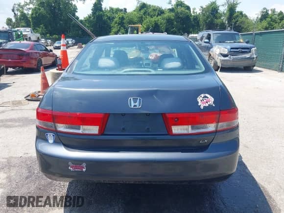 2003 Honda Accord LX with VIN 3HGCM56363G712708, listed as a IAAI auction lot 42699956 with 186,060 mi miles and . Bid and sale history available at DreamBid. Image 17.
