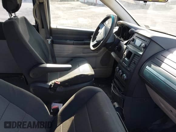 2008 Dodge Grand Caravan Cargo with VIN 1D4HN11H68B186127, listed as a IAAI auction lot 42102062 with 388,255 mi miles and . Bid and sale history available at DreamBid. Image 5.