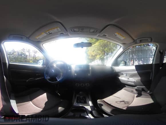 2019 Mitsubishi Outlander ES с VIN JA4AR3AU3KU009035, выставлен на аукционе IAAI как лот 43349739 с пробегом 167 889 миль миль и . История ставок и продаж доступна на DreamBid. Изображение 18.