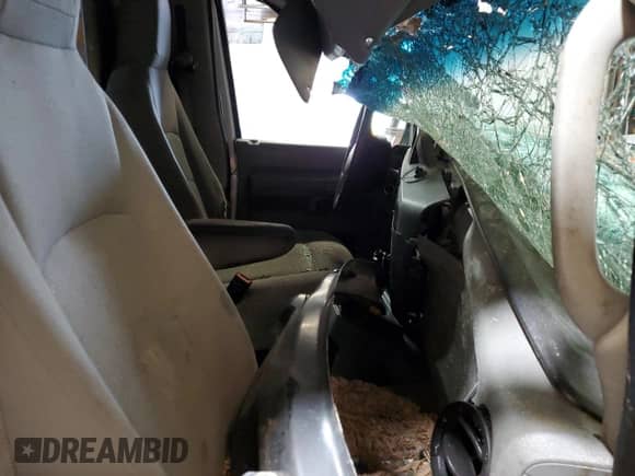 2014 Ford Econoline Cargo Commercial with VIN 1FTNE2EW0EDA31491, listed as a Copart auction lot 60088385 with Not provided miles and Salvage title. Bid and sale history available at DreamBid. Image 7.