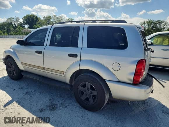 2005 Dodge Durango SLT z VIN 1D4HD48DX5F552747, wystawiony jako Copart lot #64742155 z przebiegiem 241 117 mil mil oraz Szkoda całkowita • Salvage title. Historia ofert i sprzedaży dostępna na DreamBid. Obrazek 2.
