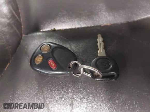 2003 Chevrolet Silverado 2500HD LS с VIN 1GCHK23183F149870, выставлен на аукционе IAAI как лот 42545787 с пробегом Не указан миль и . История ставок и продаж доступна на DreamBid. Изображение 11.