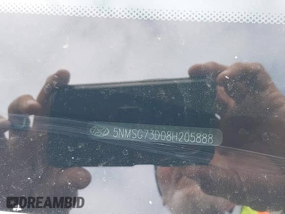 2008 Hyundai Santa Fe GLS with VIN 5NMSG73D08H205888, listed as a IAAI auction lot 43555892 with 171,070 mi miles and . Bid and sale history available at DreamBid. Image 9.