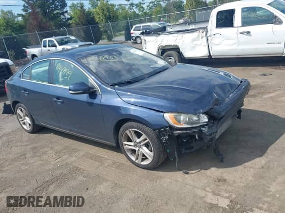 2015 Volvo S60 T5 Drive-E Premier with VIN YV140MFK9F1353755, listed as a IAAI auction lot 42947939 with 84,531 mi miles and . Bid and sale history available at DreamBid. Image 1.
