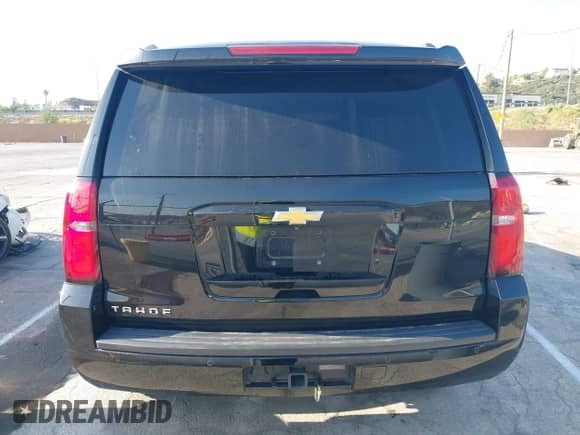 2017 Chevrolet Tahoe LT с VIN 1GNSCBKC3HR200372, выставлен на аукционе IAAI как лот 42433662 с пробегом 111 046 миль миль и . История ставок и продаж доступна на DreamBid. Изображение 16.