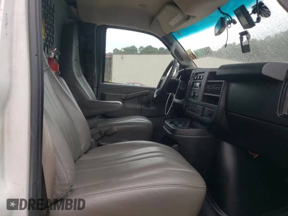 2019 Chevrolet Express Cargo with VIN 1GCWGBFP4K1143245, listed as a Copart auction lot 64695095 with 185,109 mi miles and Salvage title. Bid and sale history available at DreamBid. Image 11.