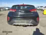 2020 Hyundai Veloster 2.0 z VIN KMHTG6AF3LU021867, wystawiony jako Copart lot #86077395 z przebiegiem 88 858 mil mil oraz Szkoda całkowita • Salvage title. Historia ofert i sprzedaży dostępna na DreamBid. Obrazek 6.