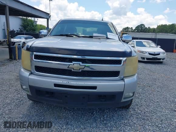 2010 Chevrolet Silverado 1500 LTZ with VIN 3GCRKTE37AG294399, listed as a IAAI auction lot 42594267 with 361,299 mi miles and . Bid and sale history available at DreamBid. Image 12.