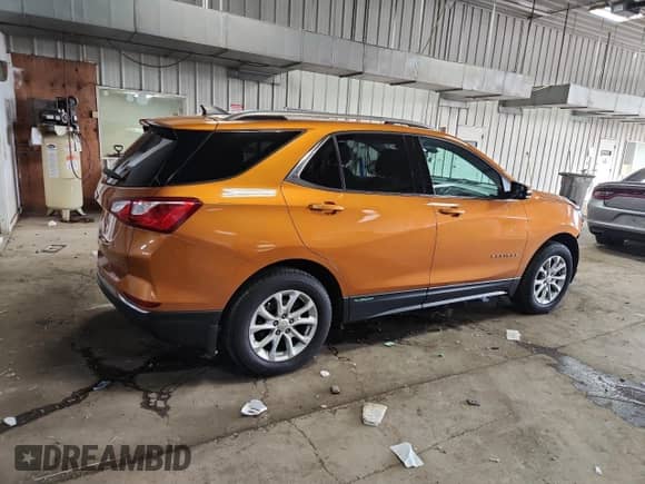 2018 Chevrolet Equinox LT z VIN 2GNAXSEV5J6127648, wystawiony jako Copart lot #87206715 z przebiegiem 106 625 mil mil oraz Nie do naprawy • Non repairable. Historia ofert i sprzedaży dostępna na DreamBid. Obrazek 3.