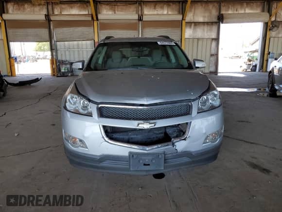 2011 Chevrolet Traverse 2LT with VIN 1GNKRJED5BJ169757, listed as a Copart auction lot 84573965 with 122,514 mi miles and Salvage title. Bid and sale history available at DreamBid. Image 5.