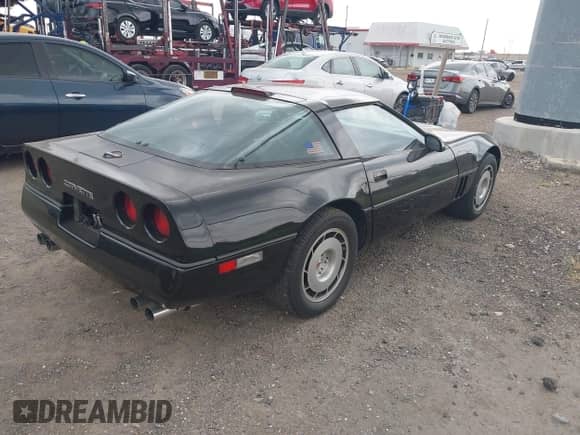 1985 Chevrolet Corvette с VIN 1G1YY0784F5138524, выставлен на аукционе IAAI как лот 42506446 с пробегом 262 602 миль миль и . История ставок и продаж доступна на DreamBid. Изображение 4.