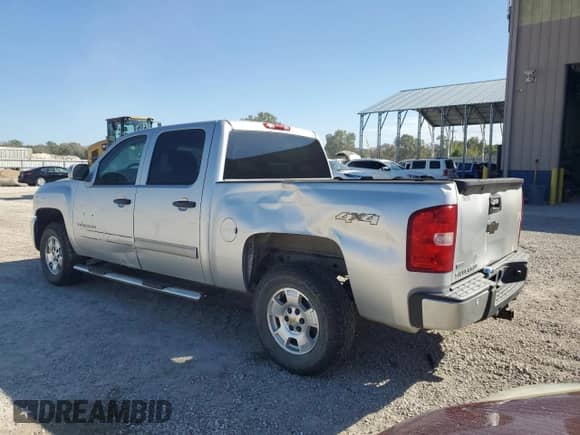2012 Chevrolet Silverado 1500 LT z VIN 1GCPKSE72CF134911, wystawiony jako Copart lot #86149925 z przebiegiem 142 800 mil mil oraz Szkoda całkowita • Salvage title. Historia ofert i sprzedaży dostępna na DreamBid. Obrazek 2.