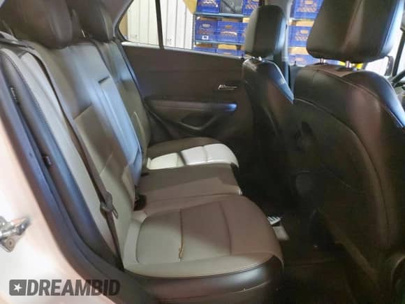 2015 Chevrolet Trax LTZ z VIN KL7CJNSB4FB249742, wystawiony jako Copart lot #85187075 z przebiegiem 212 083 mil mil oraz Czysty tytuł • Clean title. Historia ofert i sprzedaży dostępna na DreamBid. Obrazek 11.