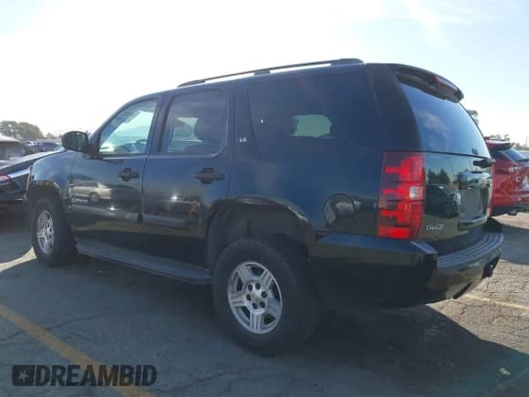 2007 Chevrolet Tahoe LS with VIN 1GNFC13C27R347789, listed as a IAAI auction lot 43595543 with 255,773 mi miles and . Bid and sale history available at DreamBid. Image 3.