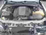 2012 Chrysler 300 S z VIN 2C3CCAJT0CH217121, wystawiony jako IAAI lot #41923158 z przebiegiem 108 103 mil mil oraz . Historia ofert i sprzedaży dostępna na DreamBid. Obrazek 10.